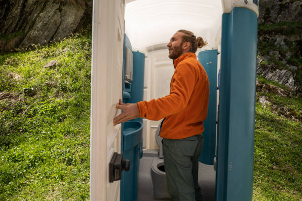 Best Porta potty rental near me  in Hawaiian Gardens, CA